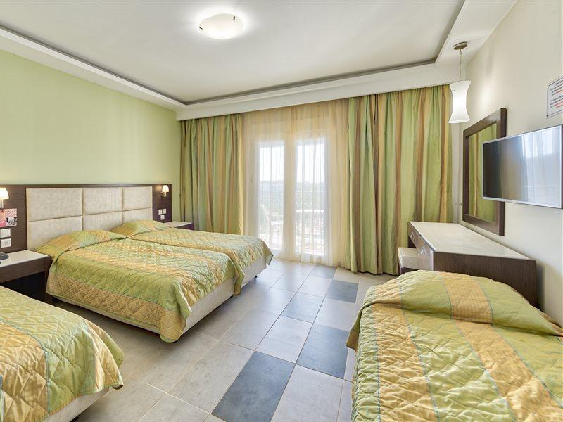 Majestic Hotel & Spa Лаганас Экстерьер фото